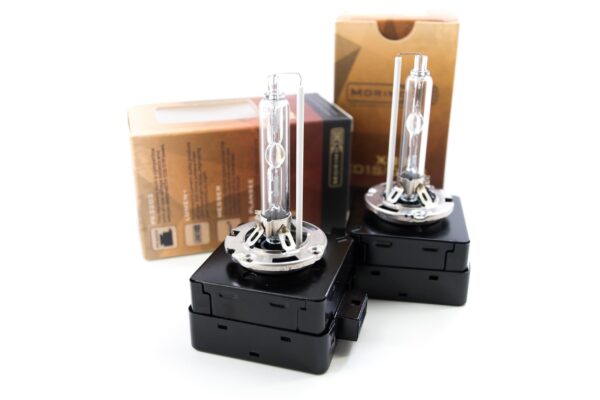 D1S Bulbs for Kenworth T680